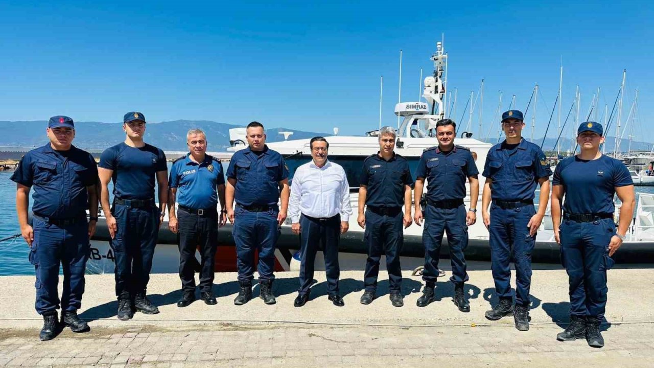 Kaymakam Cumali Atilla’dan Sahil Güvenlik Bot Komutanlığına ziyaret