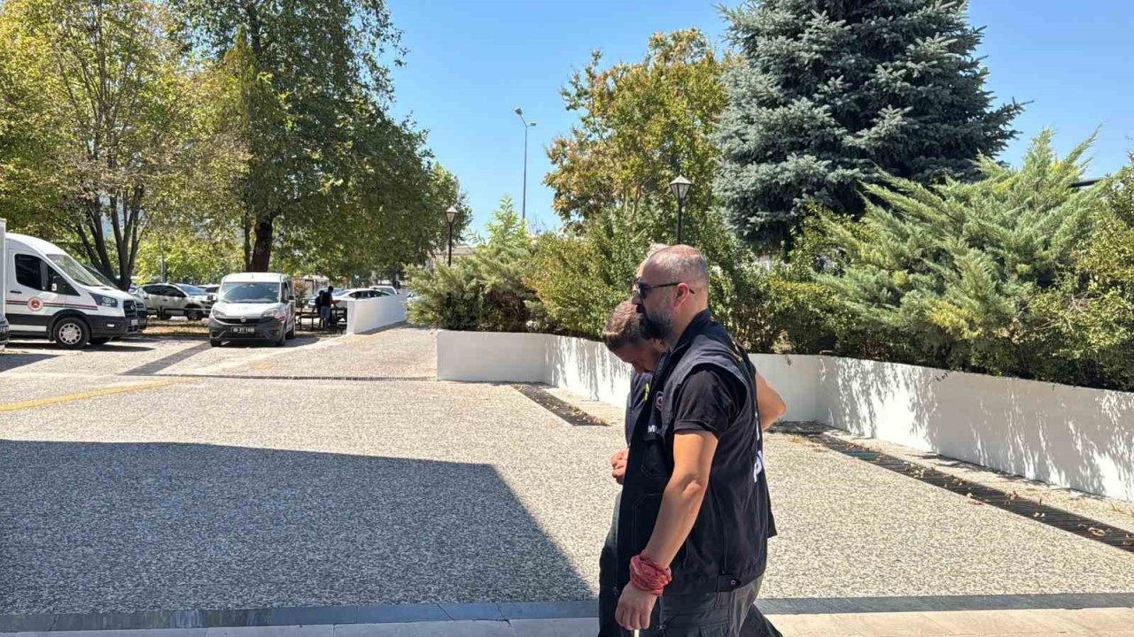 Çark tersine döndü, bu defa bir kadın evlilik vaadiyle dolandırıldı