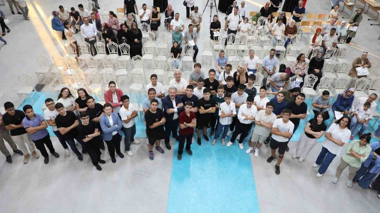 Başkan Palancıoğlu; Havacılık Lisesi’nin yeni öğrencileriyle tanıştı