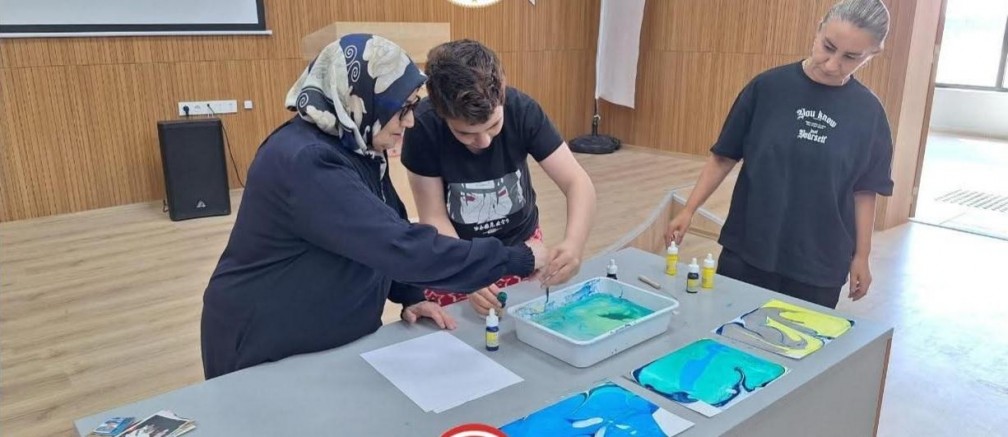 Kars'ta Ebru Sanatı, Veli Katılım Etkinlikliği ile Renklendi