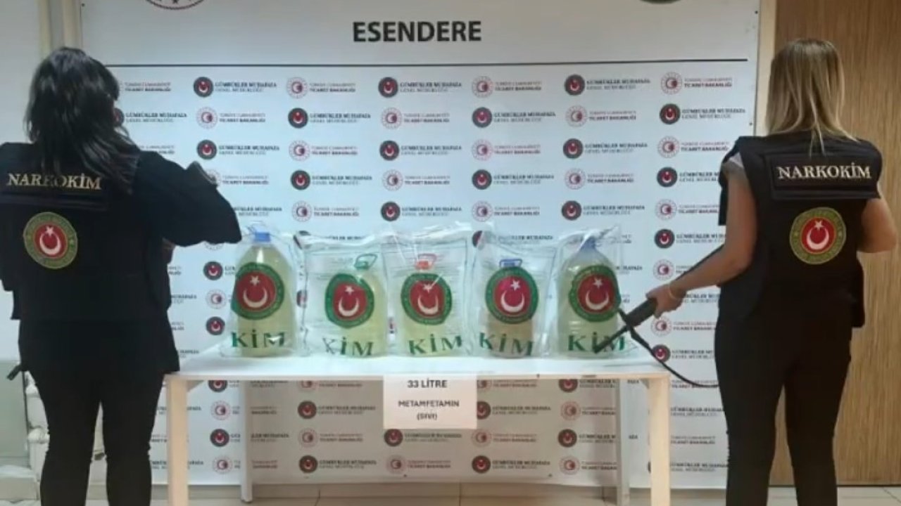 Hakkari’de tırın yakıt deposuna 33 litre sıvı metamfetamin ele geçirildi