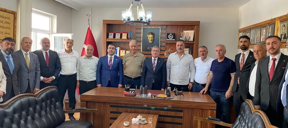 AK Parti Grup Başkanı Güler'den Kars Ticaret Borsası’na Ziyaret