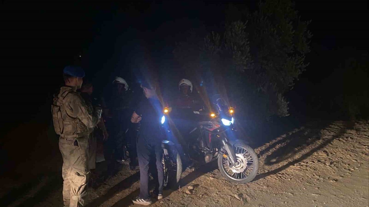 Jandarma ekipleri incir hırsızlarını suçüstü yakaladı