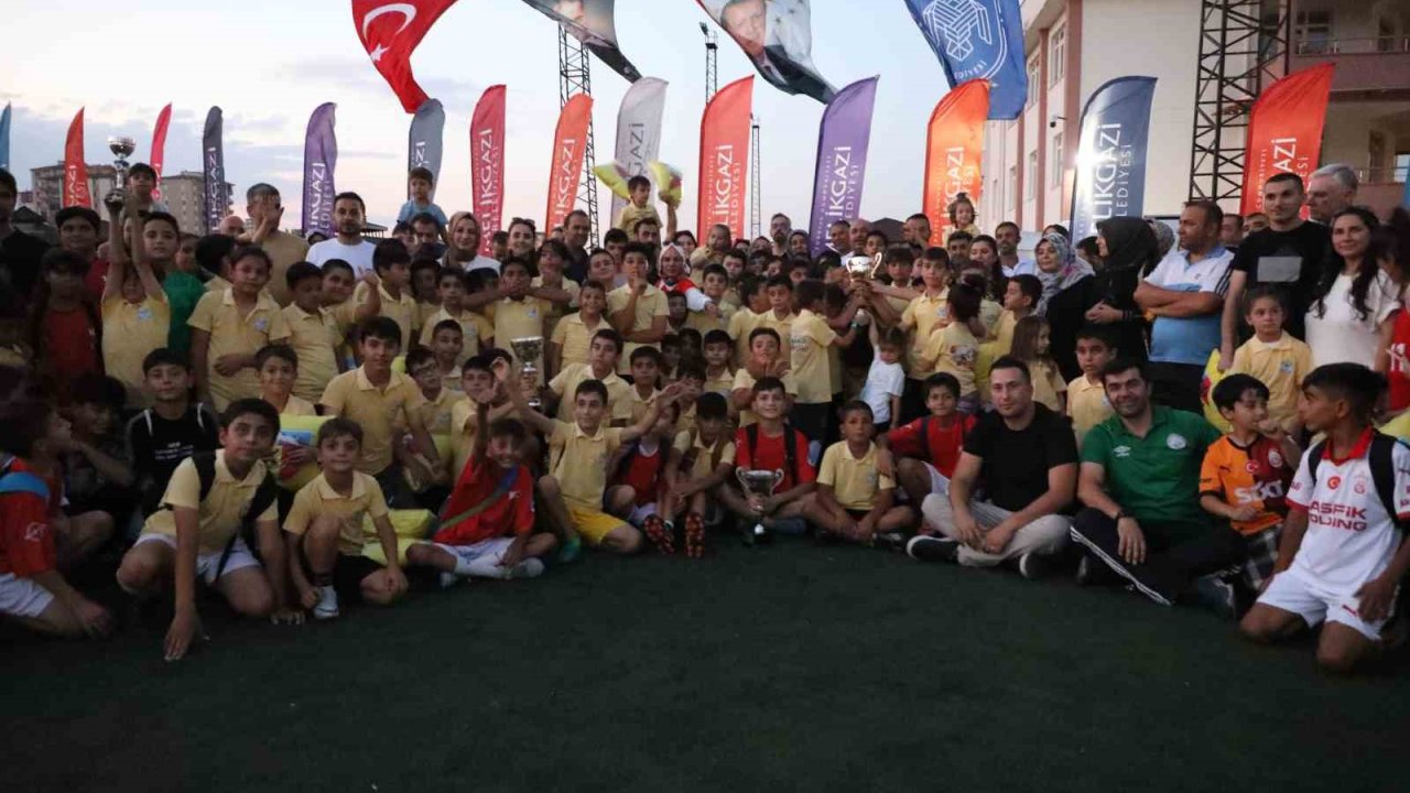 Melikgazi Belediyesi Tesisler Arası Futbol Turnuvası’nın şampiyonu belli oldu
