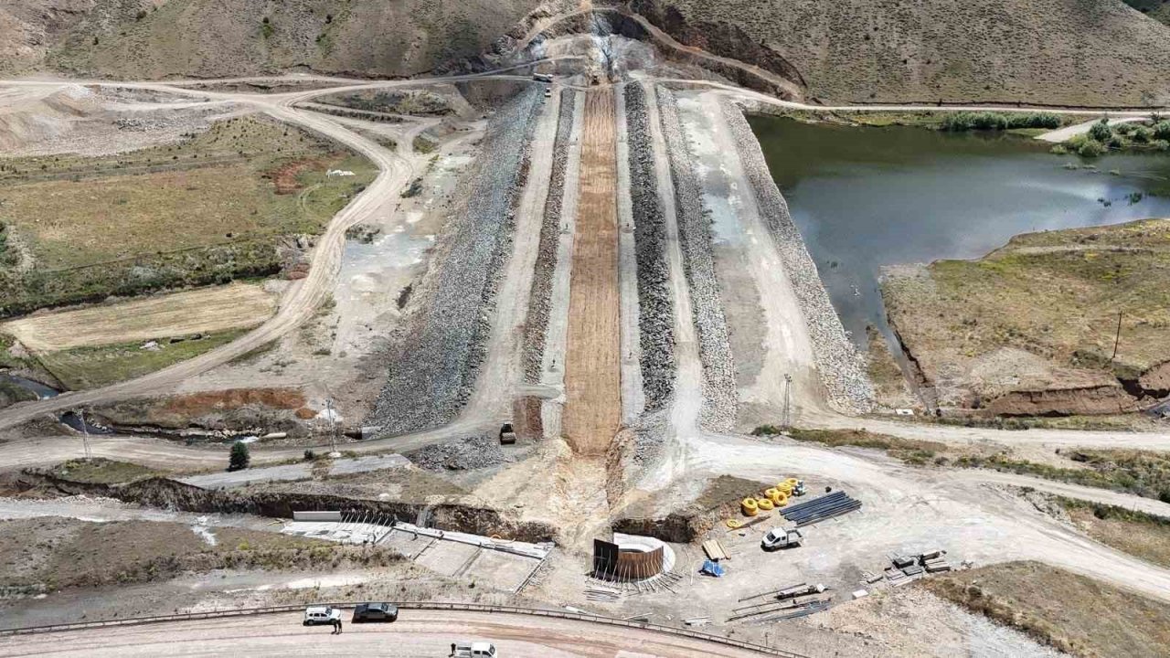 Yelpınar Göleti’nde çalışmalar devam ediyor