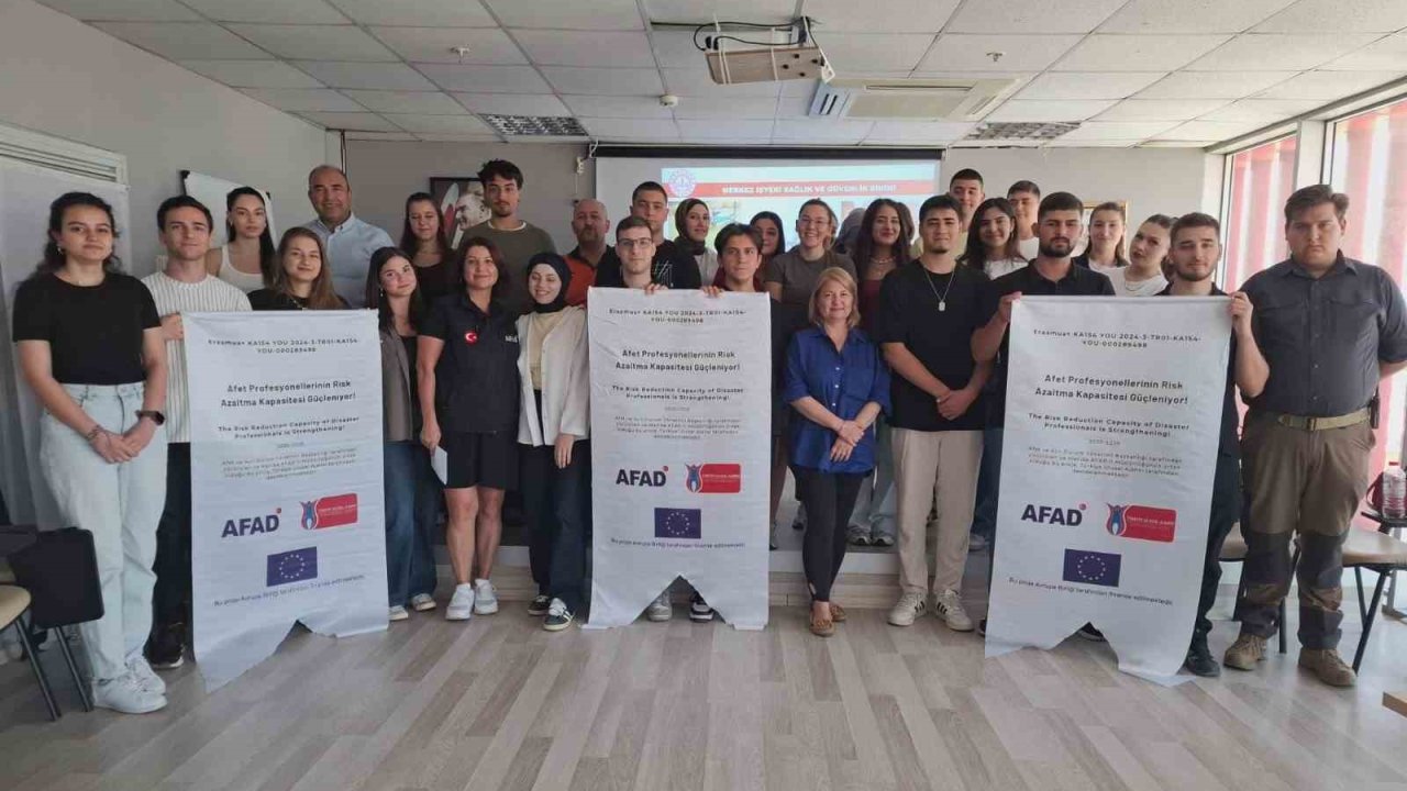 Manisa’da gençler Youthpass aldı