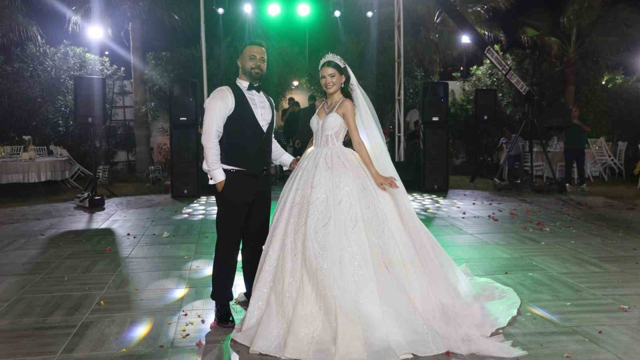 Kübalı gelin Arap usulü düğünle dünyaevine girdi