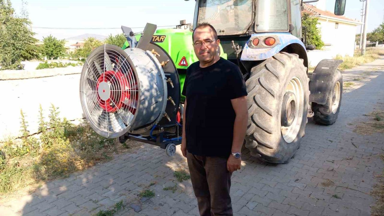 Yarımca köyünde sinek türlerine karşı ilaçlama çalışmaları