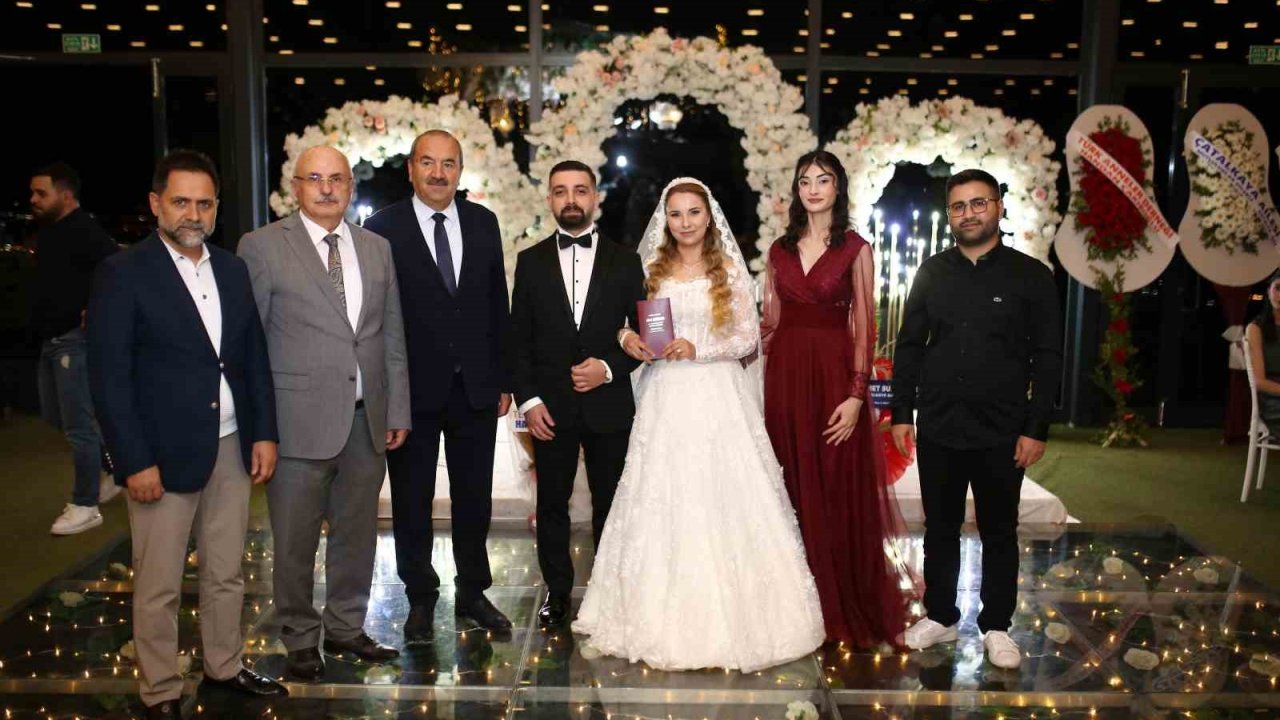 Kavaz ailesinin mutlu günü