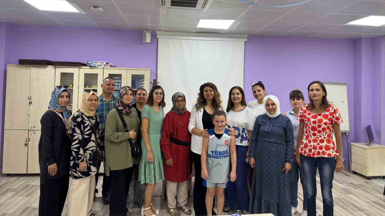 Muğla’da çocuklarla etkin iletişim yöntemleri semineri yoğun ilgi gördü