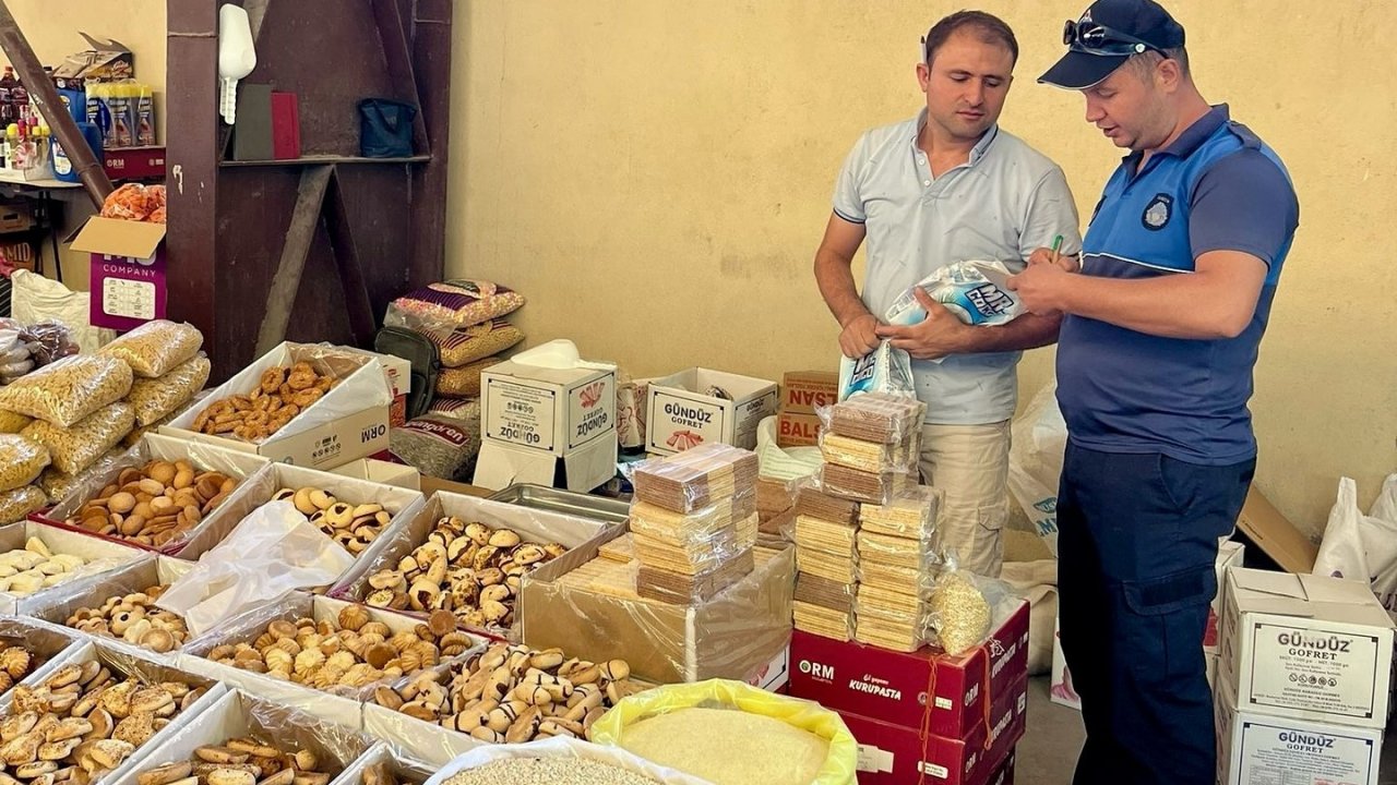 Çine’de zabıta ekiplerinden pazar yerinde sıkı denetim