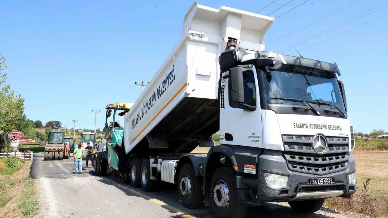 Kazımpaşa Caddesi’ne 7 bin 500 ton sıcak asfalt