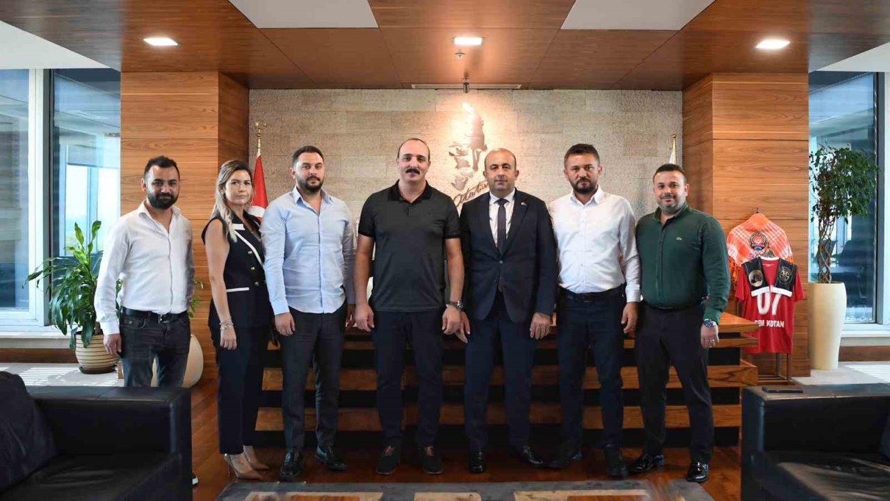 Kotan: "İşçilerimizin emeği bizim için kıymetli"