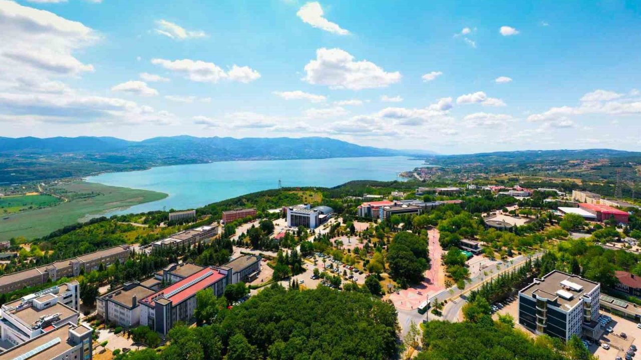 Sakarya Üniversitesi 2025-2026 YKS kayıt kılavuzu yayımlandı