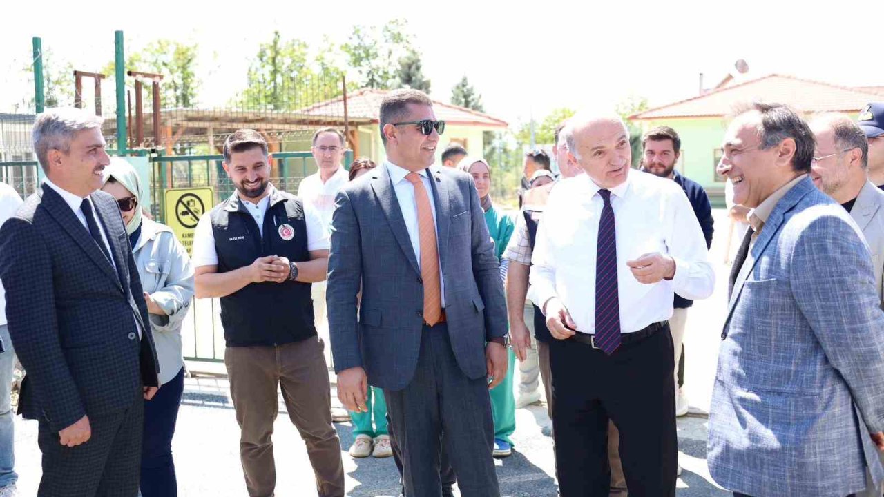 Bakan Danışmanı Karaca, Kurtsuyu Hayvan Barınağı ve Doğal Yaşam Alanını inceledi