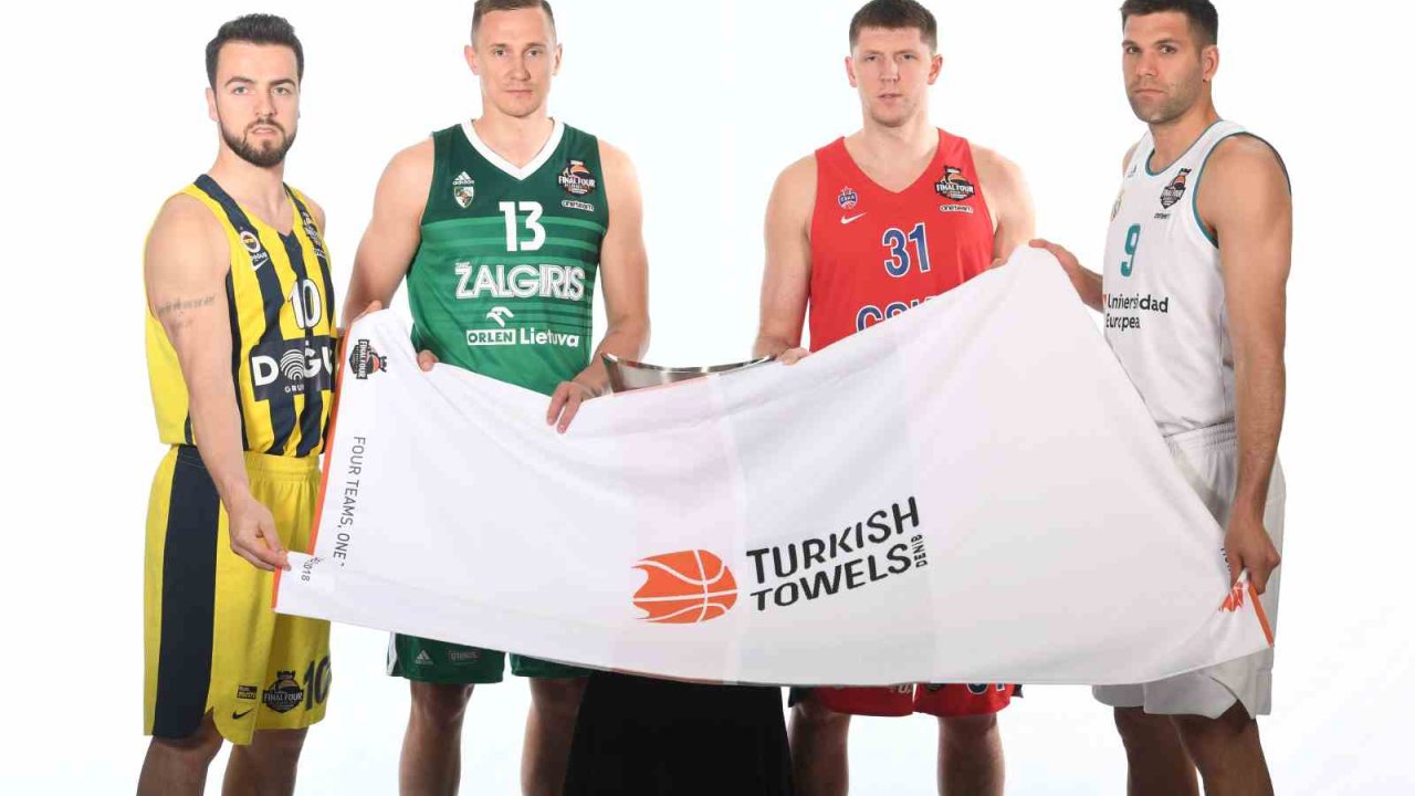 10 yıldır süren "Turkish Towels" yolculuğunda THY ile gökyüzüne imza atılıyor