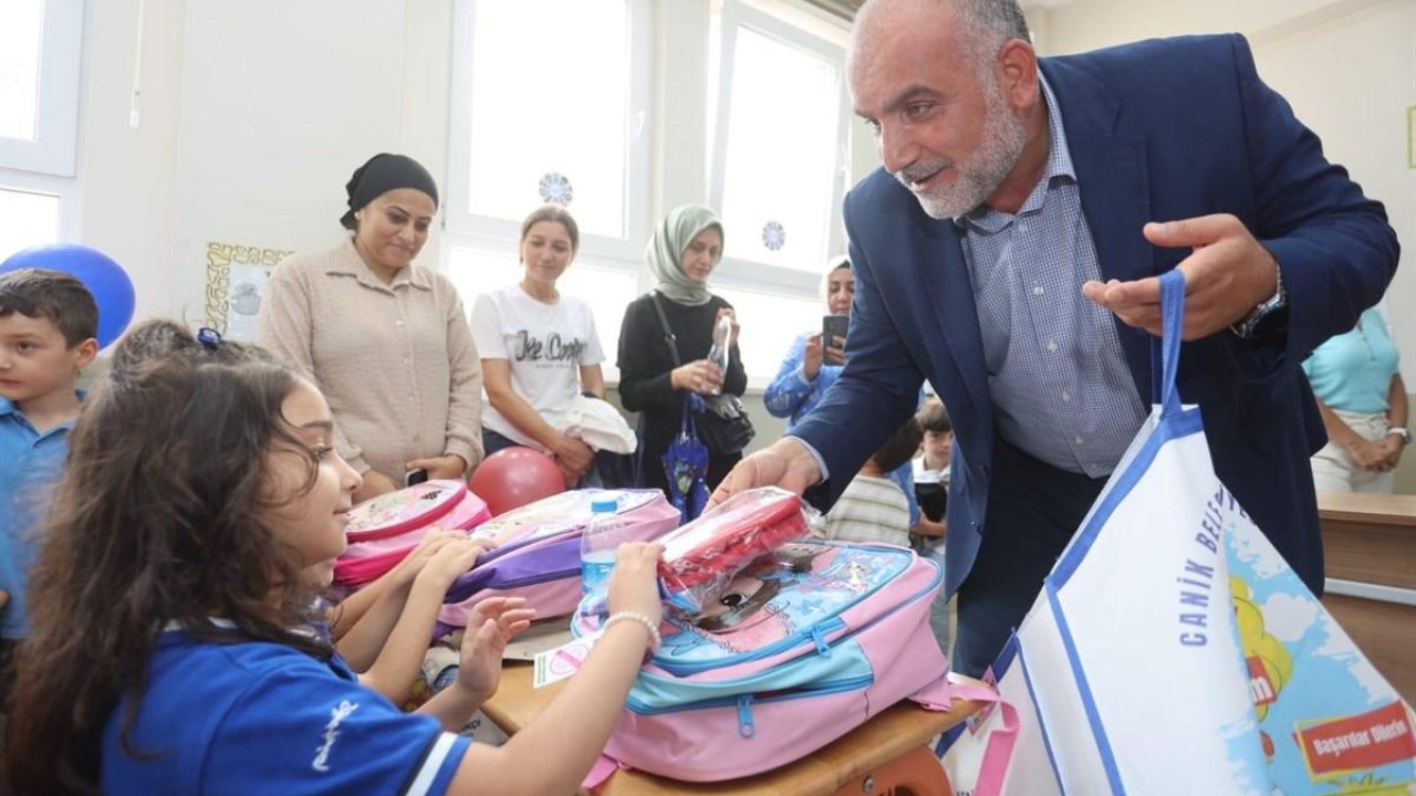 Eğitime Canik damgası