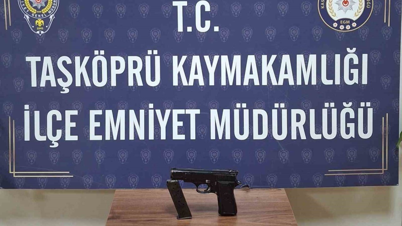 Kastamonu’da 3 adet tabanca ele geçirildi: 3 şüpheli hakkında işlem başlatıldı
