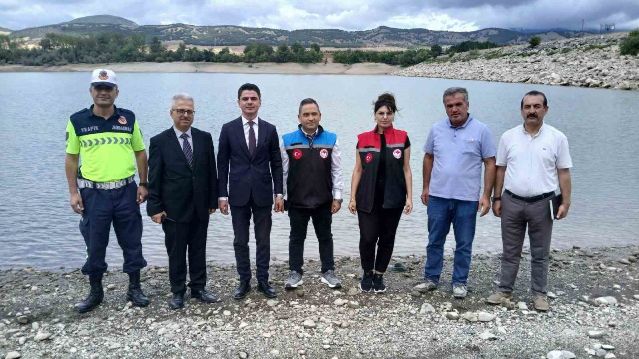 Uluköy Barajı’na 25 bin aynalı sazan bırakıldı