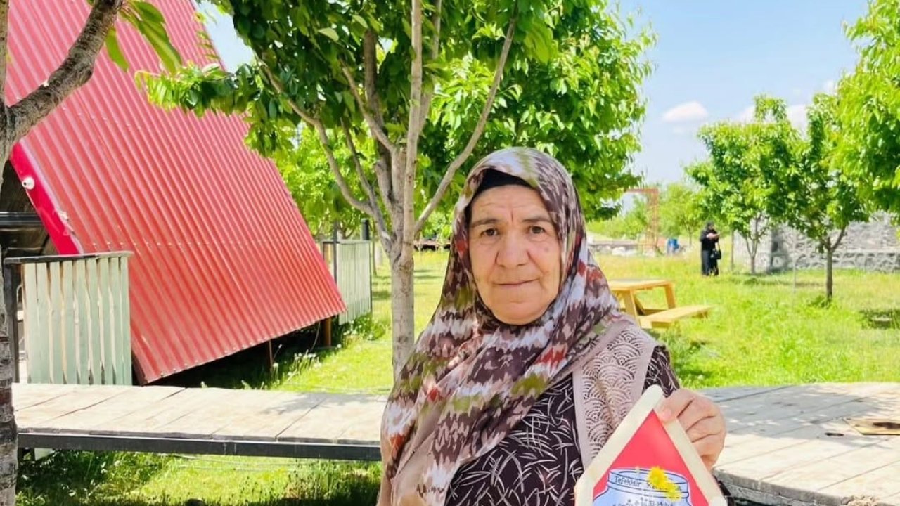 Ninelere özel etkinlikte kuşaklar buluştu