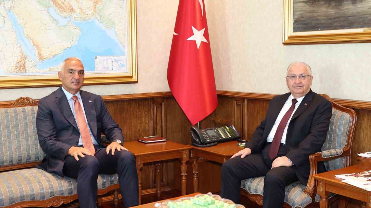 Bakan Güler, Kültür ve Turizm Bakanı Mehmet Nuri Ersoy ile bir araya geldi