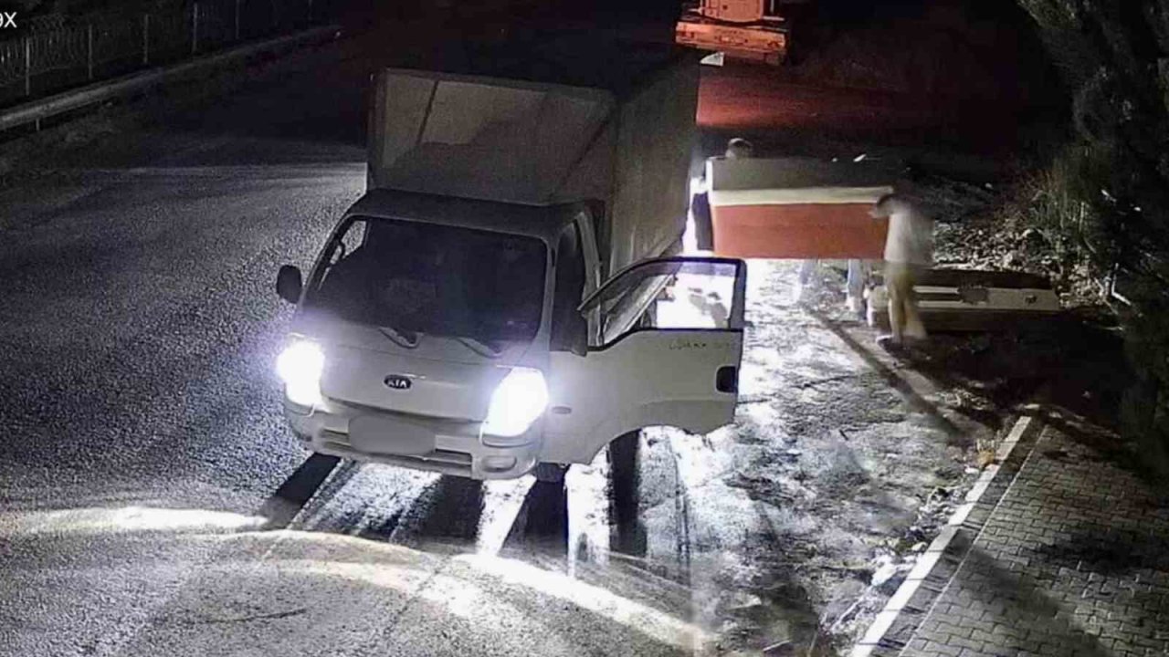 Moloz dökerken iki kere düşünün: Körfez’de ’fotokapan’ dönemi başladı