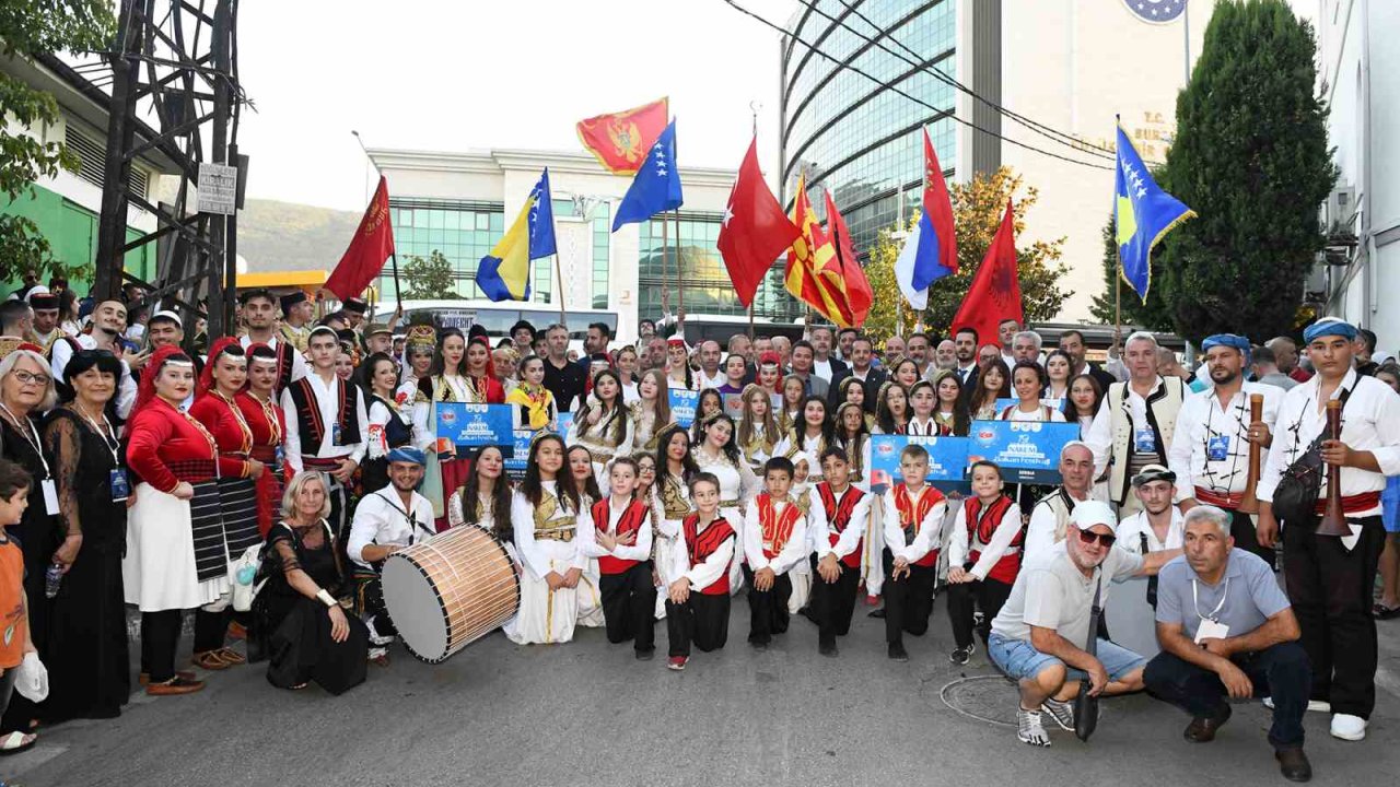 Osmangazi’de Uluslararası Balkan Festivali renkli görüntülerle start aldı