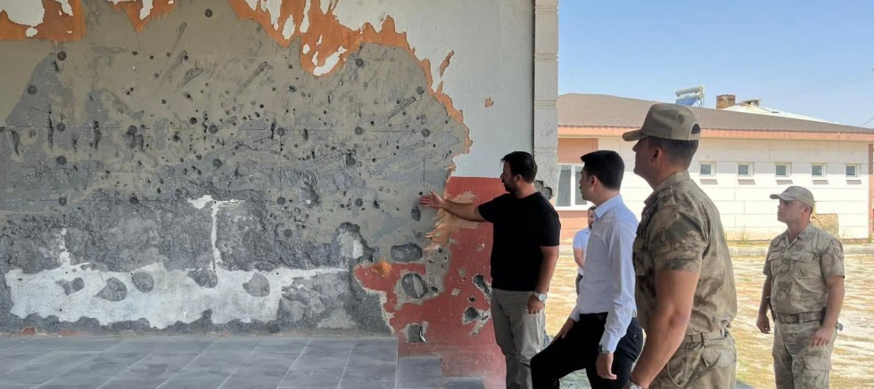 Kaymakam Kahraman, köy okulunda incelemelerde bulundu