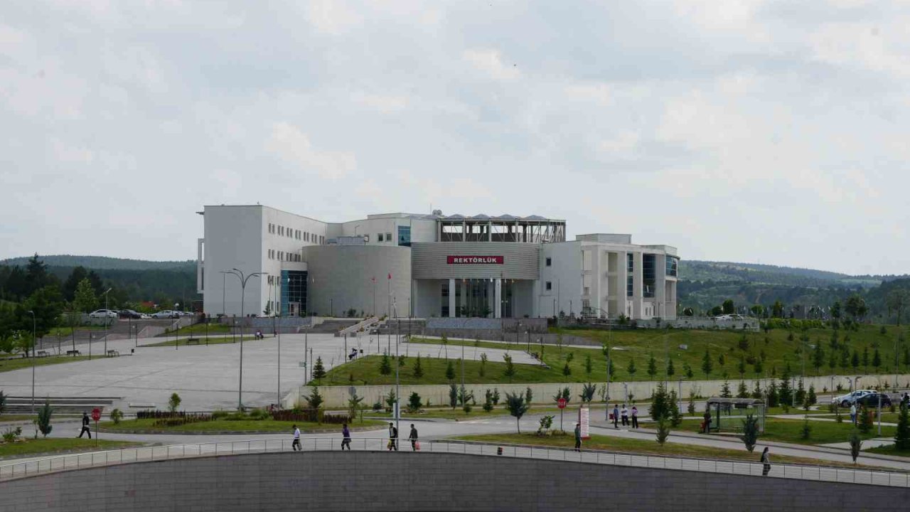 Kastamonu Üniversitesi’nde yeni tezli yüksek lisans programları açıldı