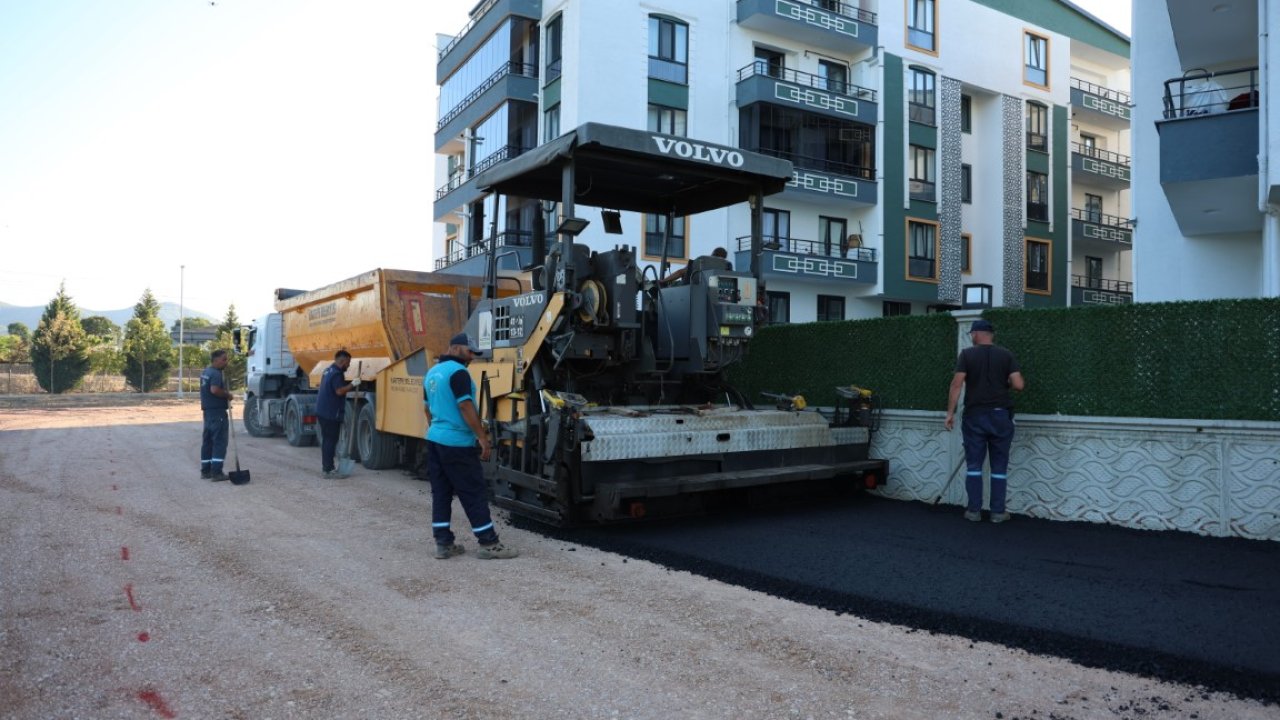 Kartepe’de asfalt atağı