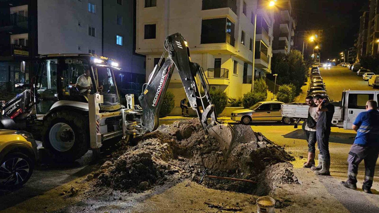 Edirne’de su arızası çalışmasında doğalgaz hattı patladı: Facianın eşiğinden dönüldü