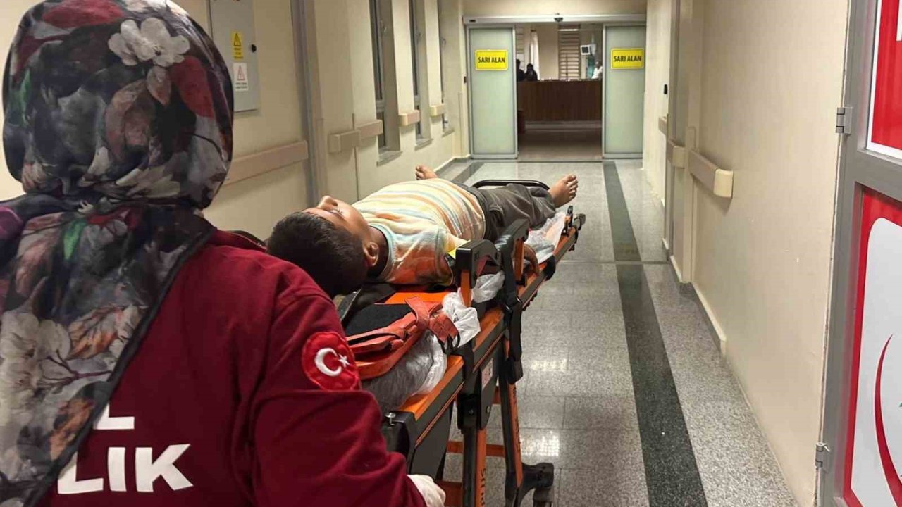 Motosikletin çarpıp kaçtığı çocuk yaralandı