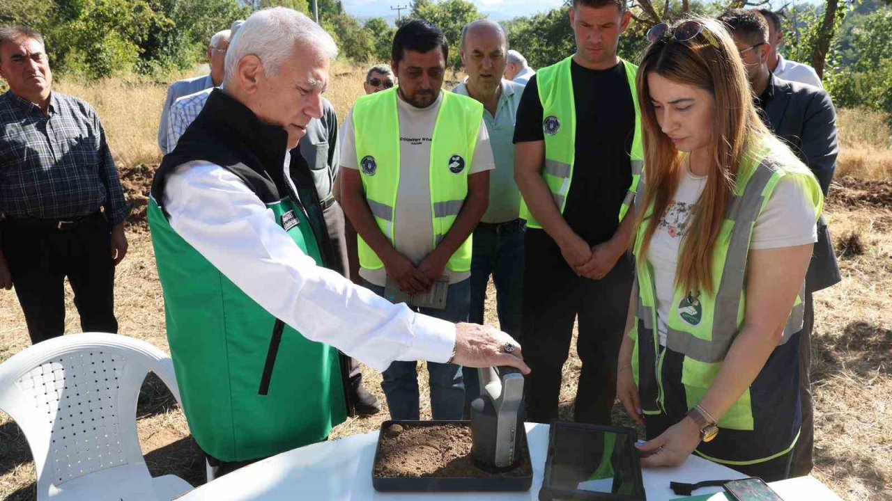 Büyükşehir’den çiftçiye bilimsel destek
