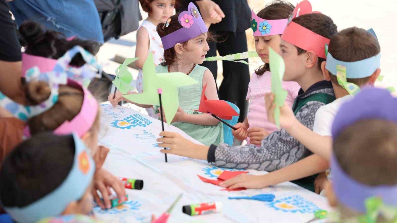 Minikler atölye keyfini çıkardı