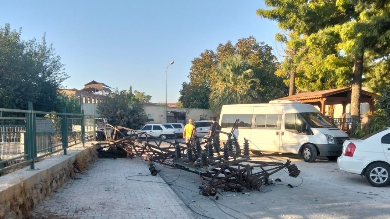 Kömür yüklü kamyon, az daha faciaya neden oluyordu