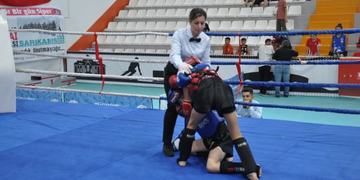 Kars'ta parola  "Birgün Spor, Birgün Siper"