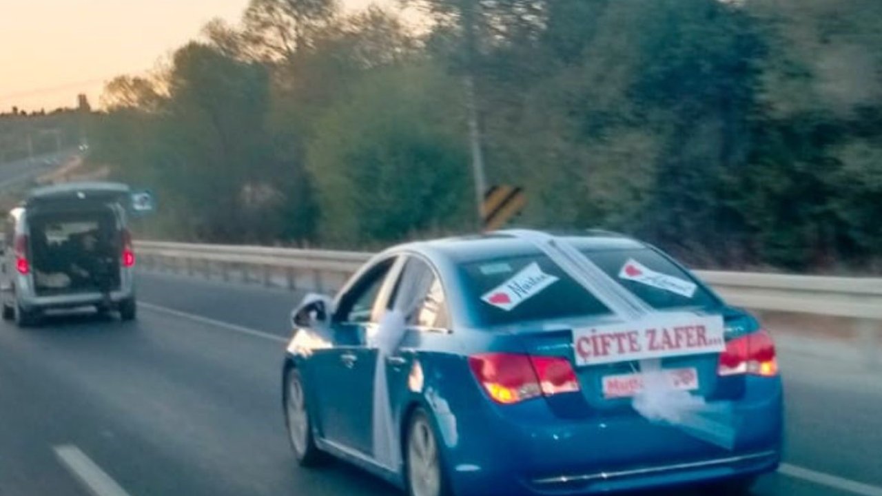 Kütahya’da 30 Ağustos’a özel anlamlı ve güldüren konvoy: "Çifte Zafer"