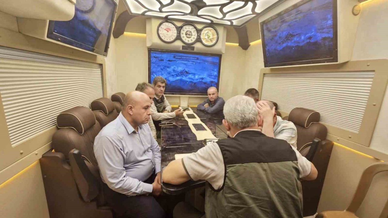 Mobil yangın yönetim yangın merkezinde koordinasyon toplantısı yapıldı