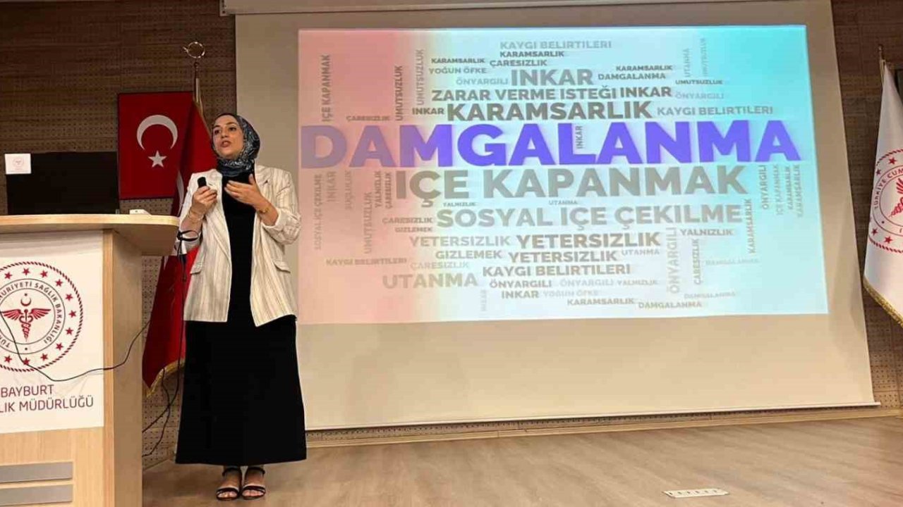 Bayburt İl Sağlık Müdürlüğü personeline ’damgalama’ eğitimi verildi