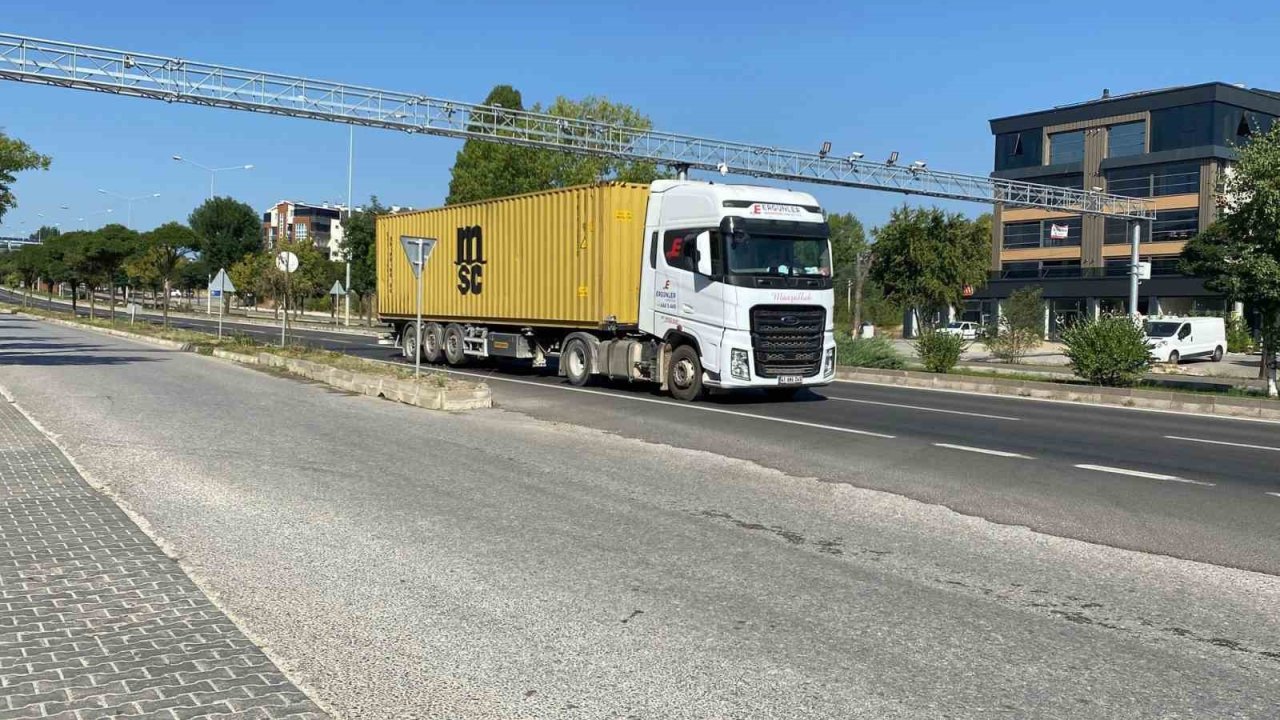Bolu’da ağır tonajlı araçların şehir merkezine girişi yasaklandı