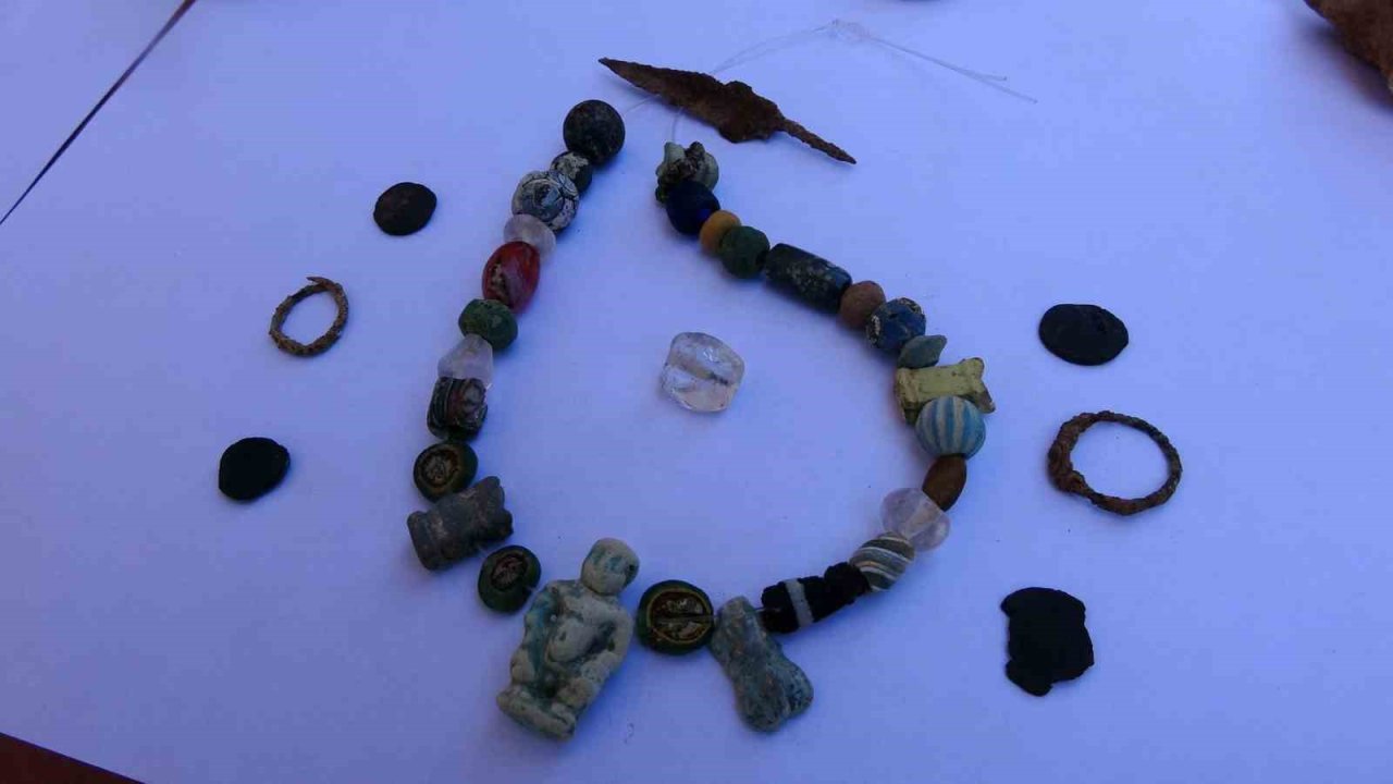 Anadolu’da ilk kez Perre Antik Kentte eski Mısır Tanrısı Pataikos’un figürü bulundu