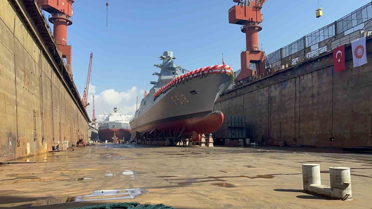 Yalova’da TCG İçel fırkateyni suya indirildi