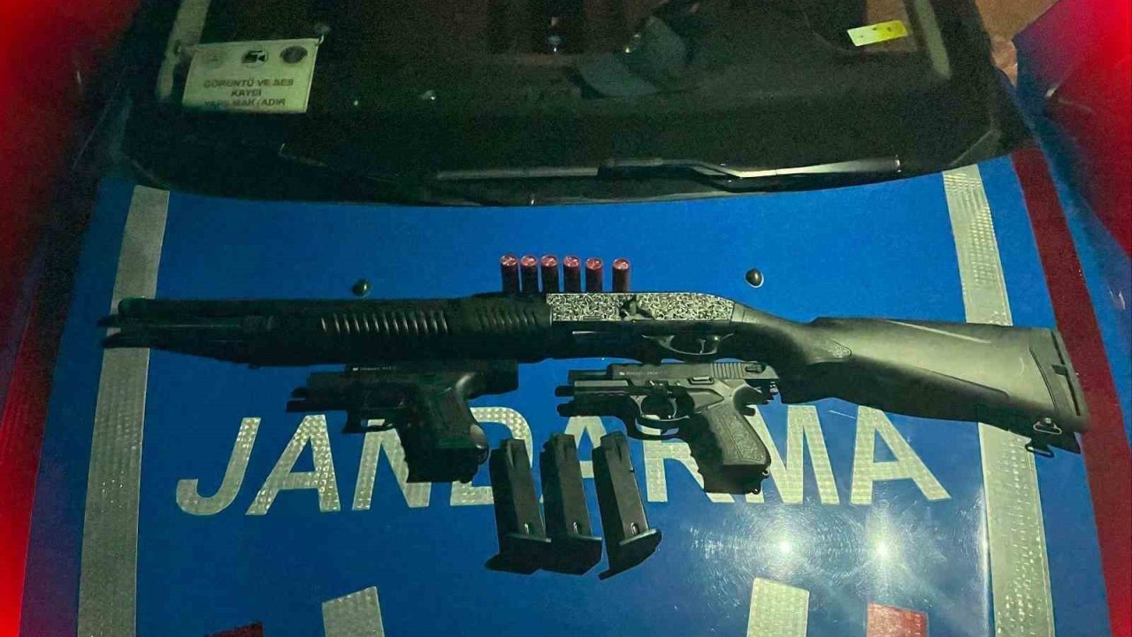 Kırşehir’de düğün denetimi: Havaya ateş eden 3 kişi yakalandı