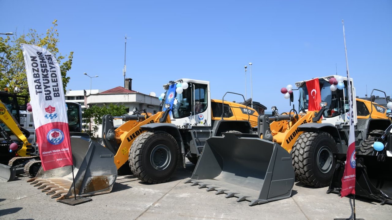 Trabzon’da 17 yeni iş makinesi daha hizmete alındı