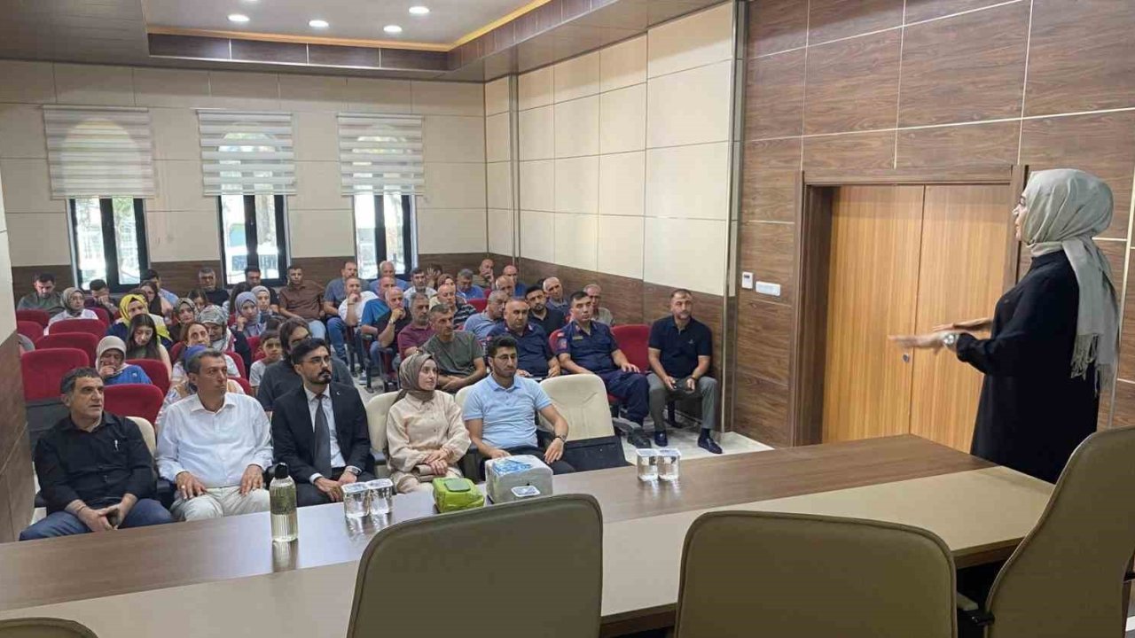 Elazığ’da ’Aşı Karşıtlığı’ konulu  konferans