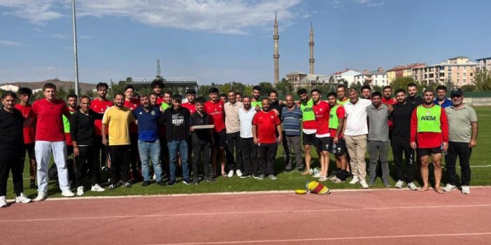 Harbiler36 tarafta grubu, kritik maç öncesi tatlı ikramında bulundu!