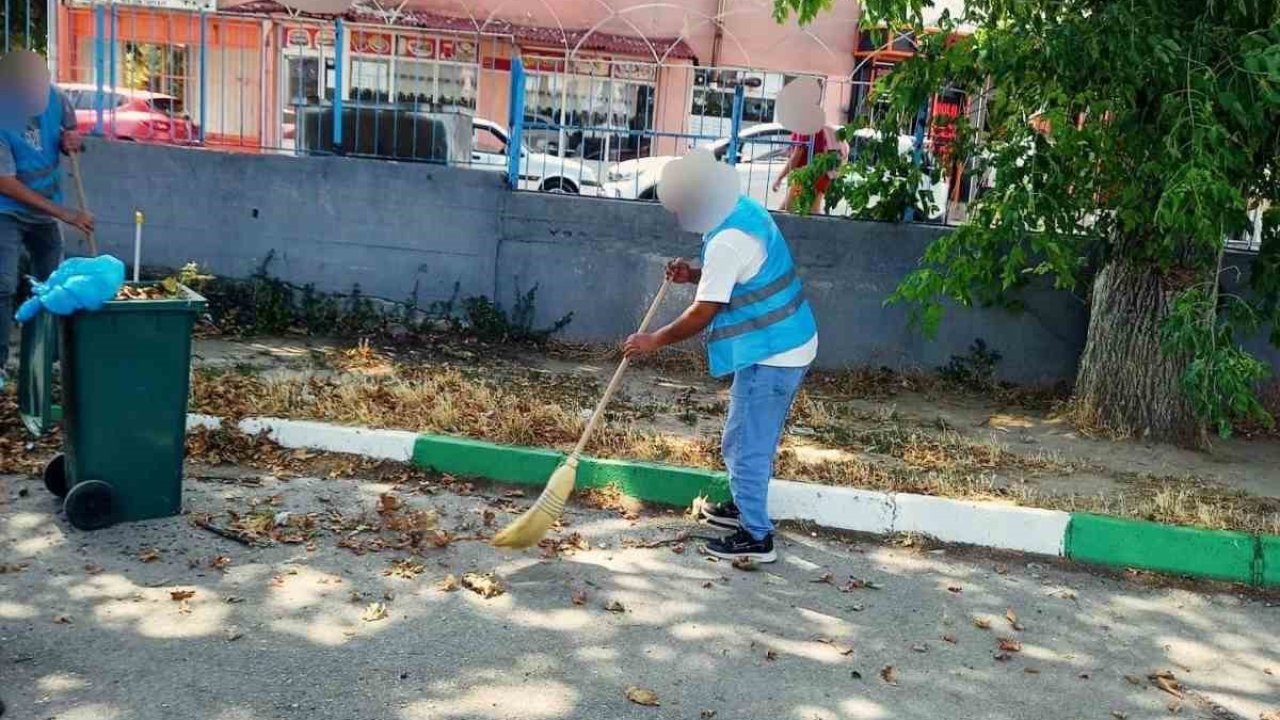 Kırklareli’nde denetimli serbestlik hükümlülerinden eğitime katkı