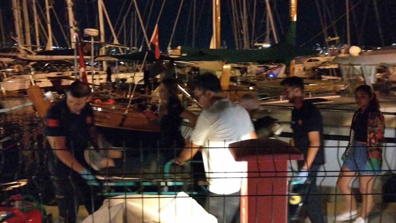 Teknede fenalaşan turist hastaneye kaldırıldı