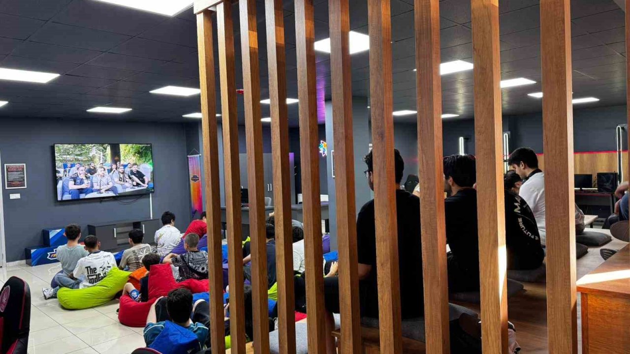 Keçiören Belediyesi E-Spor heyecanını TEKNOMER’de yaşatıyor