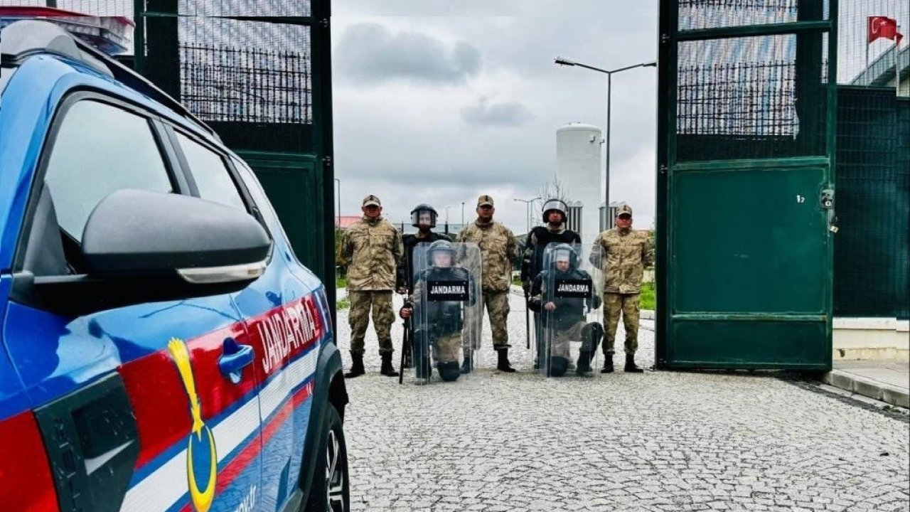 Jandarma ekipleri suçlulara göz açtırmıyor